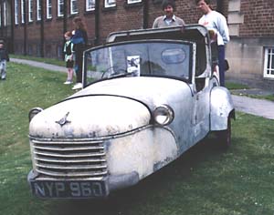 1952 Bond Family Safety Saloon front view