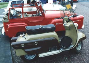 Bond P3 Scooter